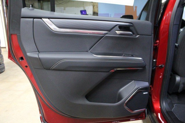 New 2026 GMC Acadia Elevation image 13