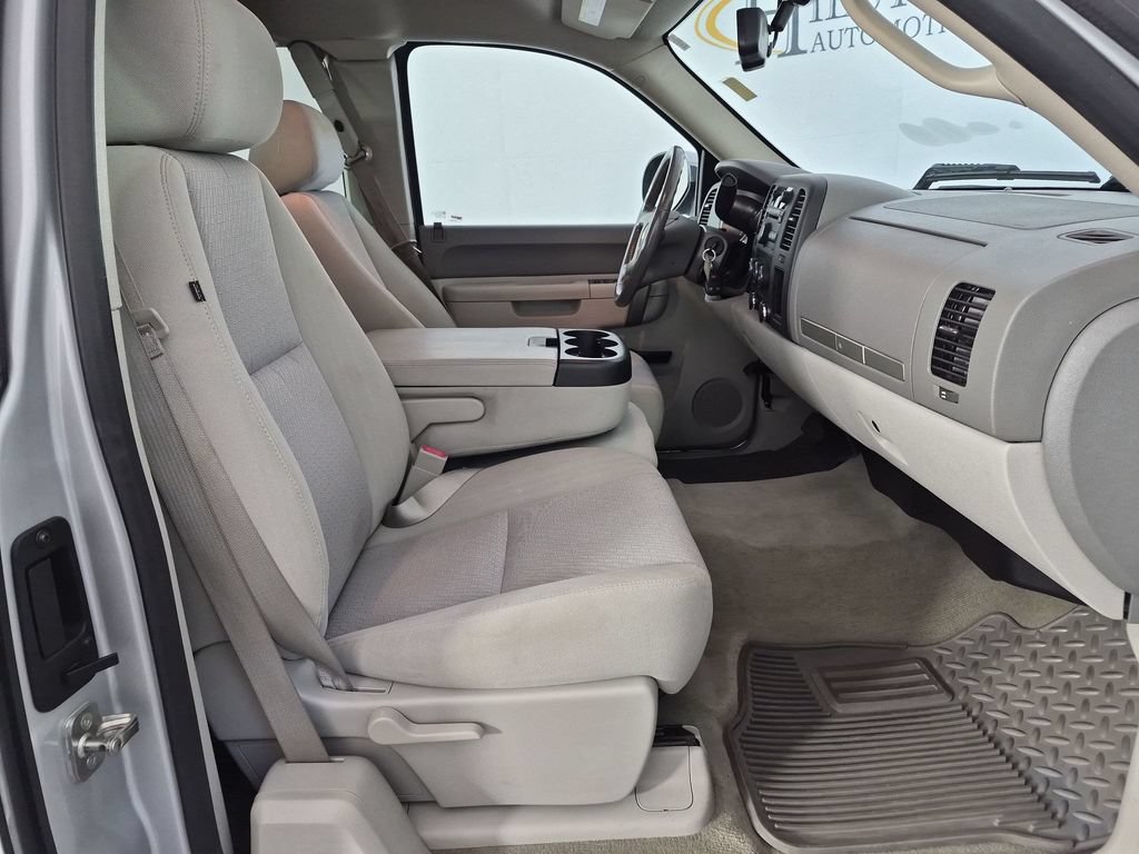 Used 2013 Chevrolet Silverado 1500 LT RWD image 35
