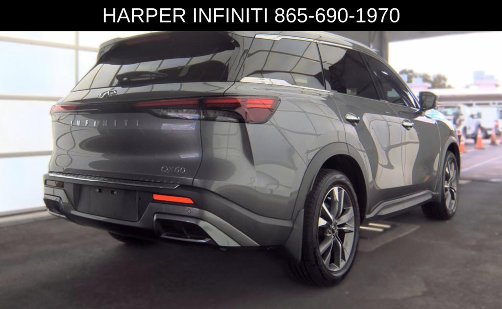 Used 2022 INFINITI QX60 Luxe w/ Cargo Package FWD image 3