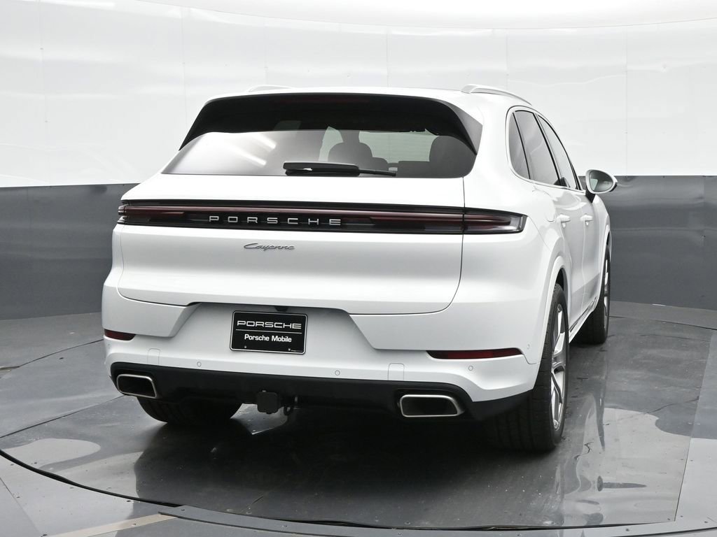 New 2025 Porsche Cayenne image 6