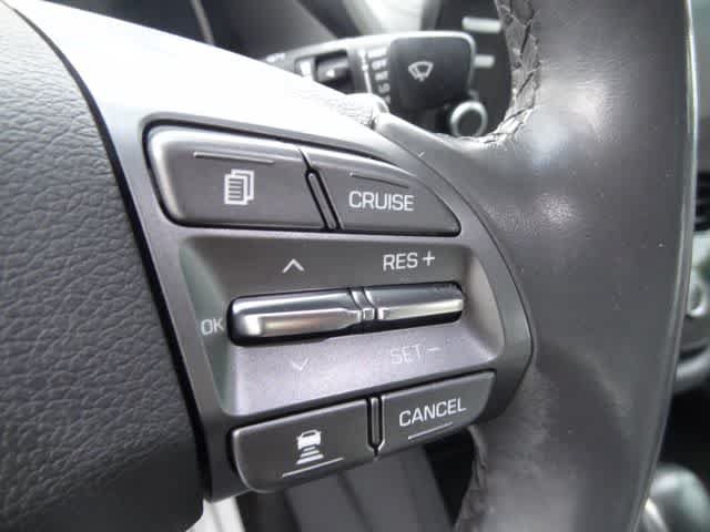 Used 2020 Hyundai Ioniq SEL FWD image 14