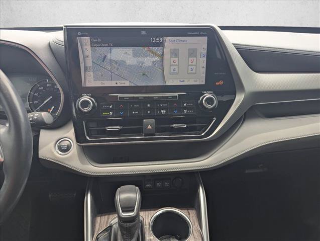 Used 2020 Toyota Highlander Platinum FWD image 15