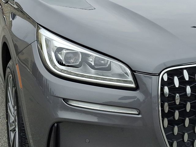 Used 2023 Lincoln Corsair Reserve w/ Equipment Group 201A image 9