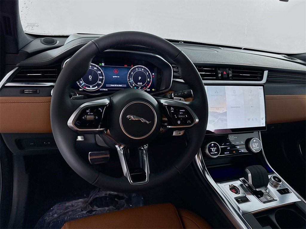 New 2024 Jaguar XF R-Dynamic SE image 11