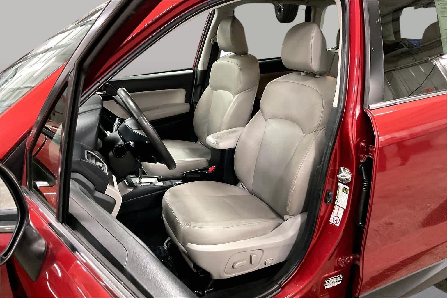 Used 2016 Subaru Forester 2.5i Limited AWD/4WD image 8