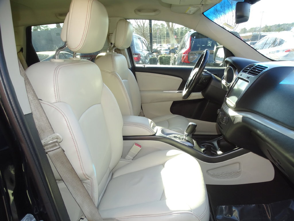 Used 2013 Dodge Journey Crew FWD image 13