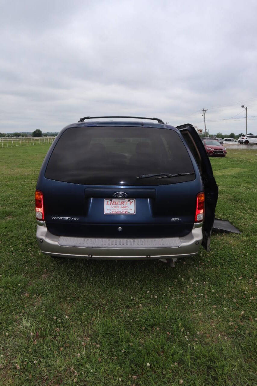 Used 2002 Ford Windstar SEL FWD image 12