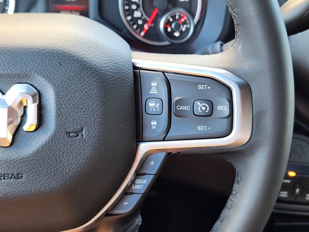 Used 2025 RAM 2500 Big Horn AWD/4WD image 18