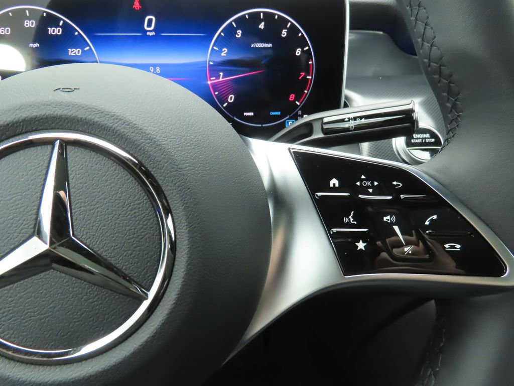 Certified 2025 Mercedes-Benz GLC 300 image 12