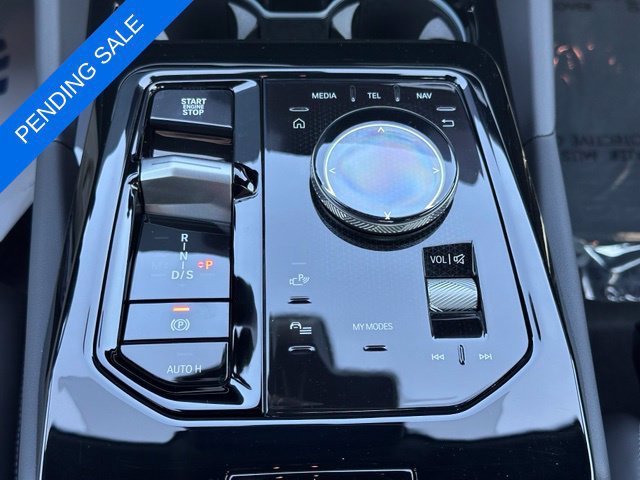 Certified 2024 BMW 530i xDrive w/ M Sport Package AWD/4WD image 21