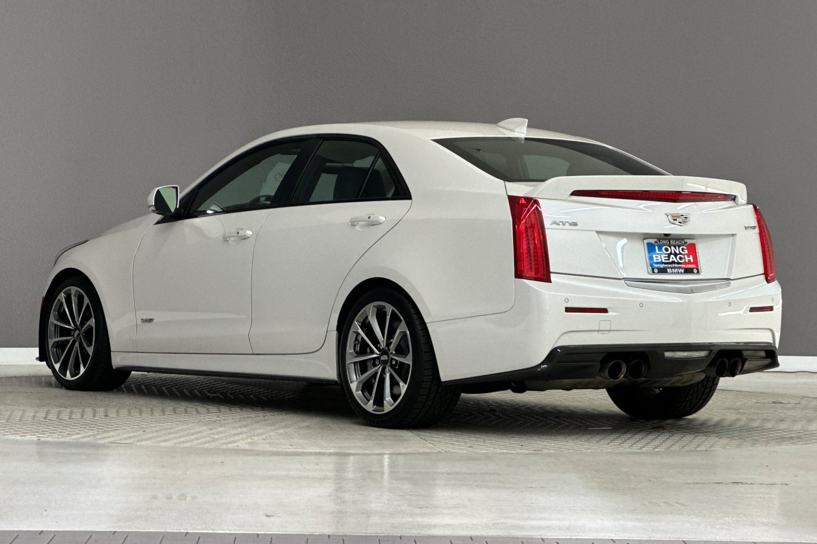 Used 2017 Cadillac ATS V w/ Carbon Fiber Package RWD image 3