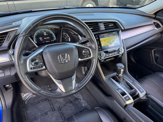 Used 2017 Honda Civic Touring image 3