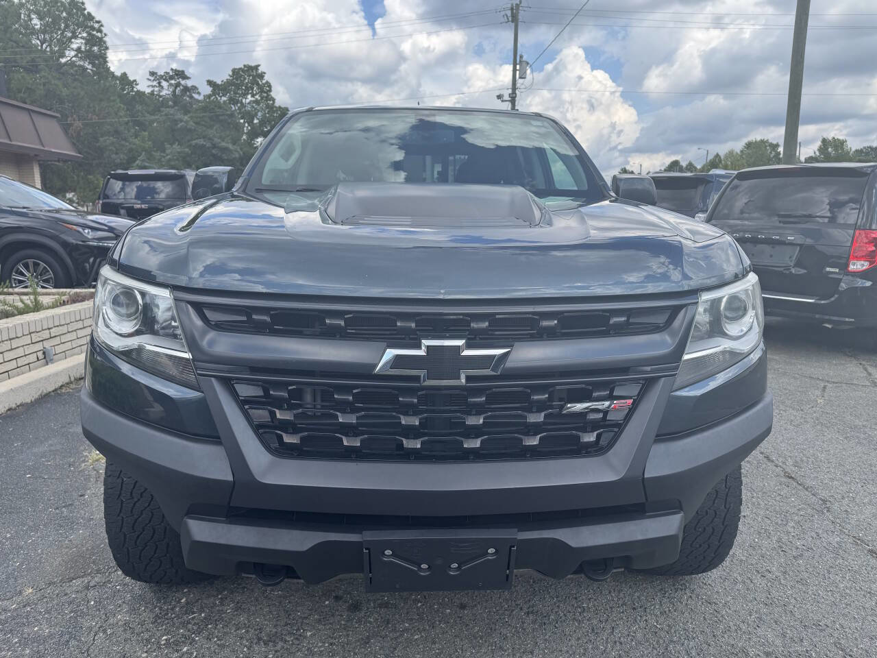 Used 2019 Chevrolet Colorado ZR2 image 2