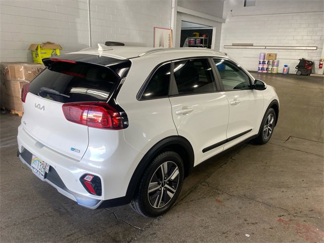 Used 2022 Kia Niro EX Premium image 4