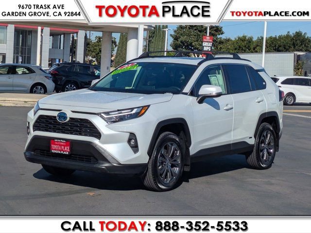 Used 2023 Toyota RAV4 XLE Premium video 1