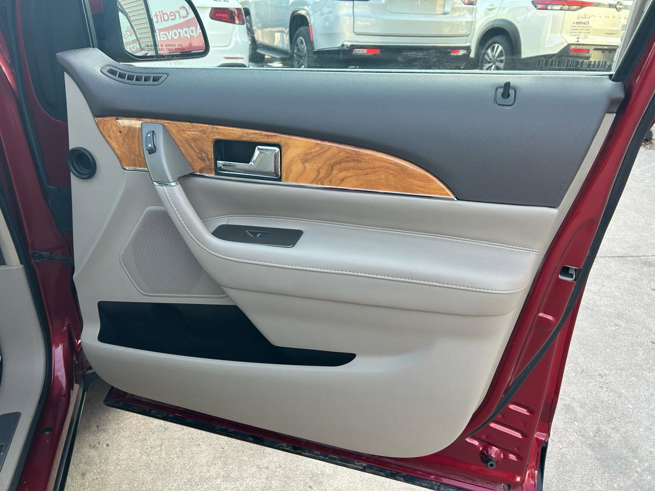 Used 2014 Lincoln MKX AWD w/ Equipment Group 102A image 16