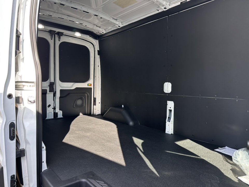 New 2026 Ford Transit 250 148 Medium Roof w/ Load Area Protection Package image 9