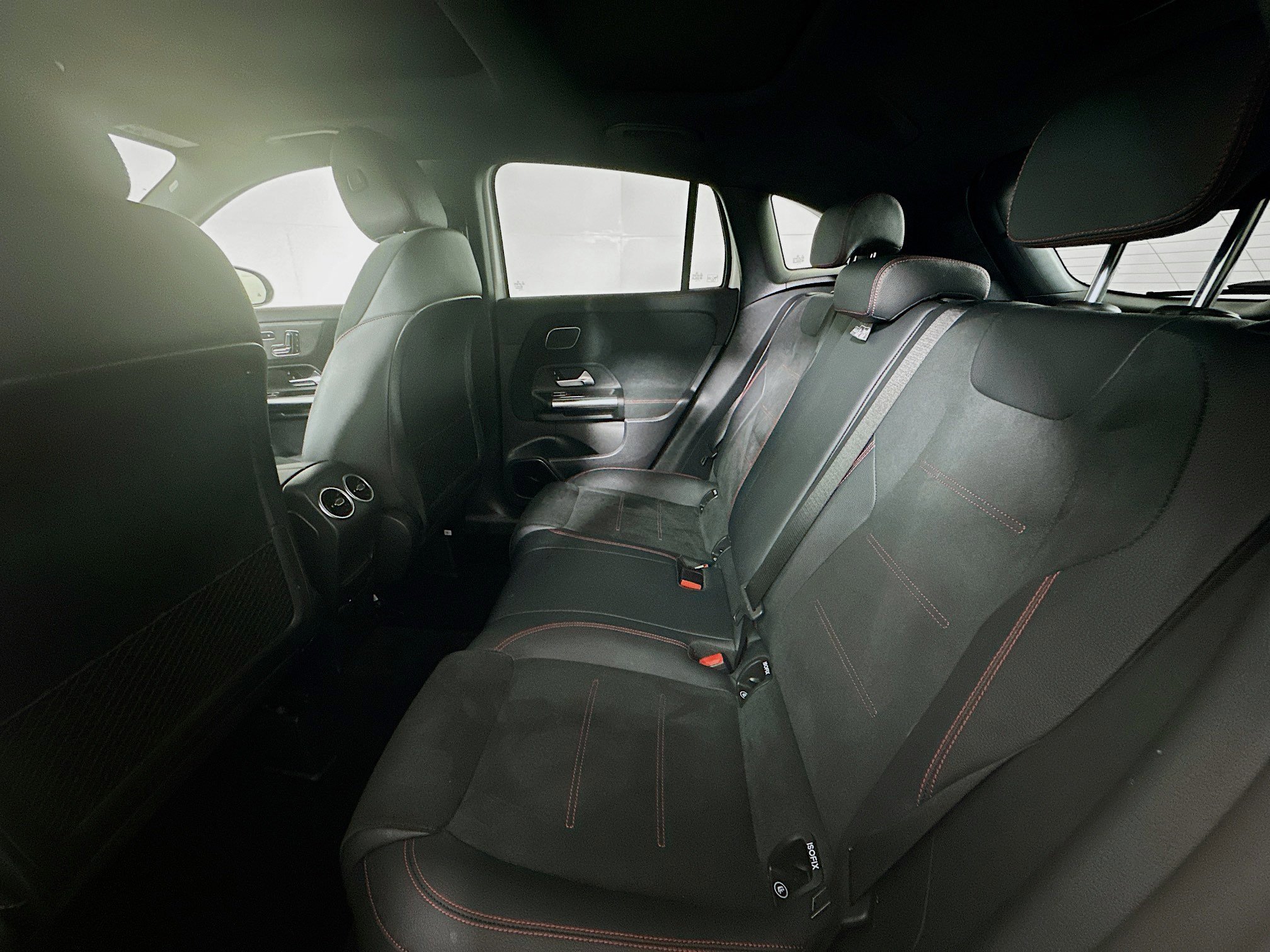 Used 2024 Mercedes-Benz GLA 250 4MATIC image 28