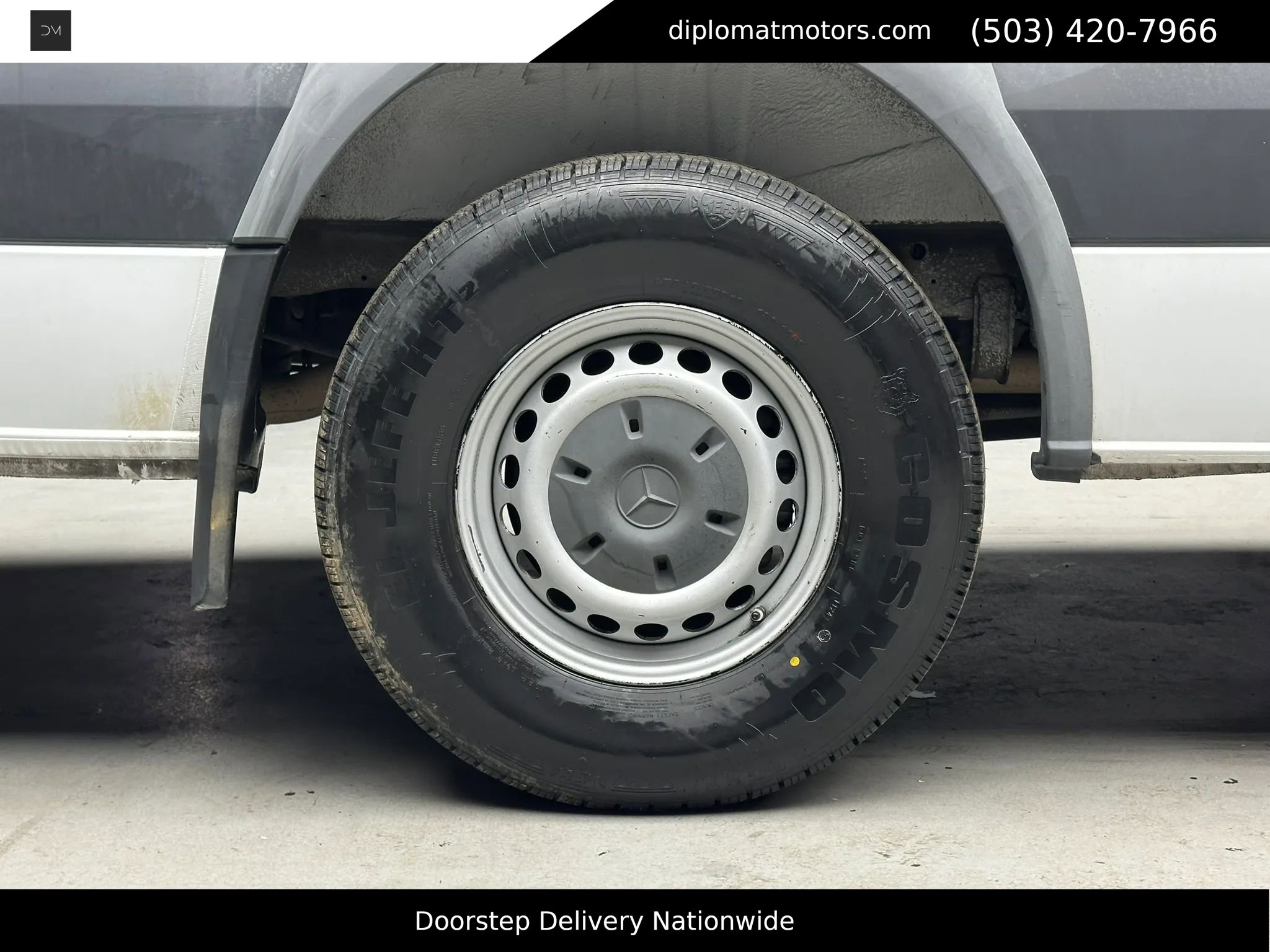 Used 2017 Mercedes-Benz Sprinter 2500 image 38