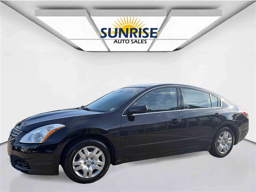 Used 2011 Nissan Altima 2.5 S FWD image 1