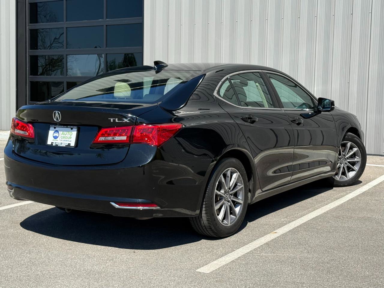 Used 2020 Acura TLX image 5