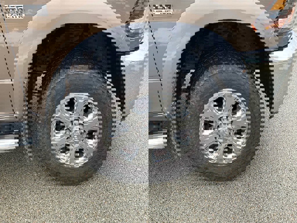 Used 2010 Dodge Ram 2500 Truck Laramie image 23