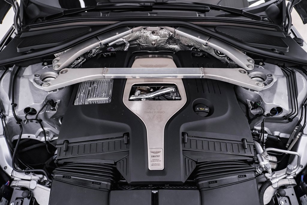New 2025 Aston Martin DBX 707 image 34