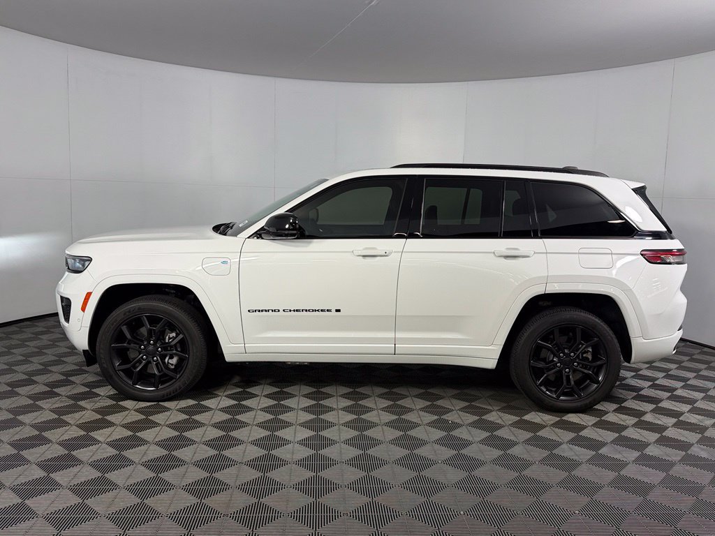 Used 2024 Jeep Grand Cherokee Limited 4xe AWD/4WD image 10