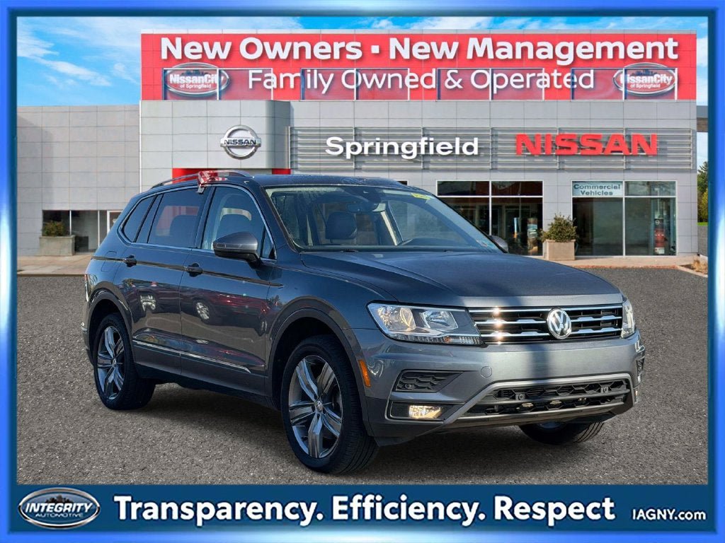 Used 2020 Volkswagen Tiguan SEL AWD/4WD image 1