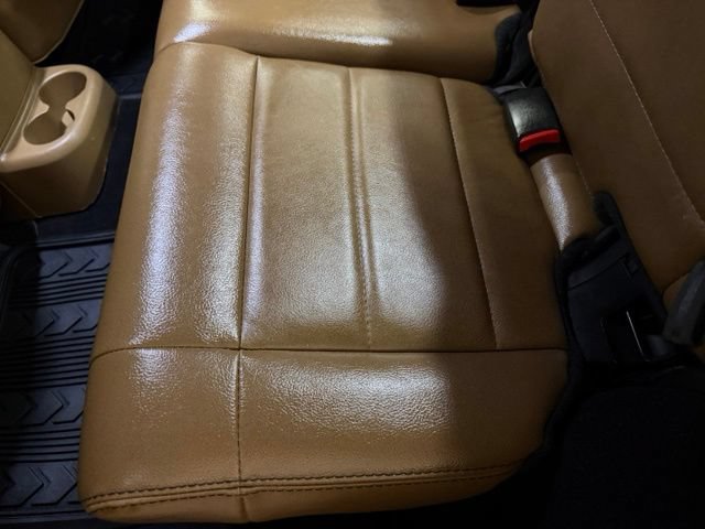 Used 2012 Jeep Wrangler Unlimited Rubicon w/ Dual Top Group AWD/4WD image 17