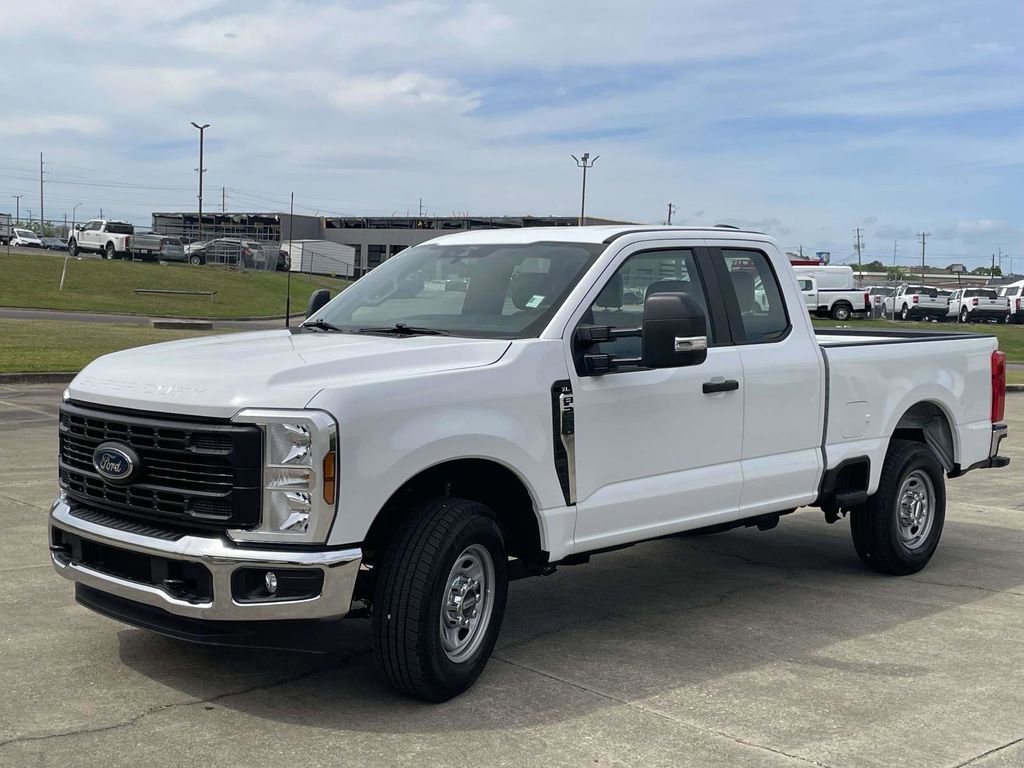 Used 2026 Ford F250 XL w/ XL Driver Assist Package RWD image 7