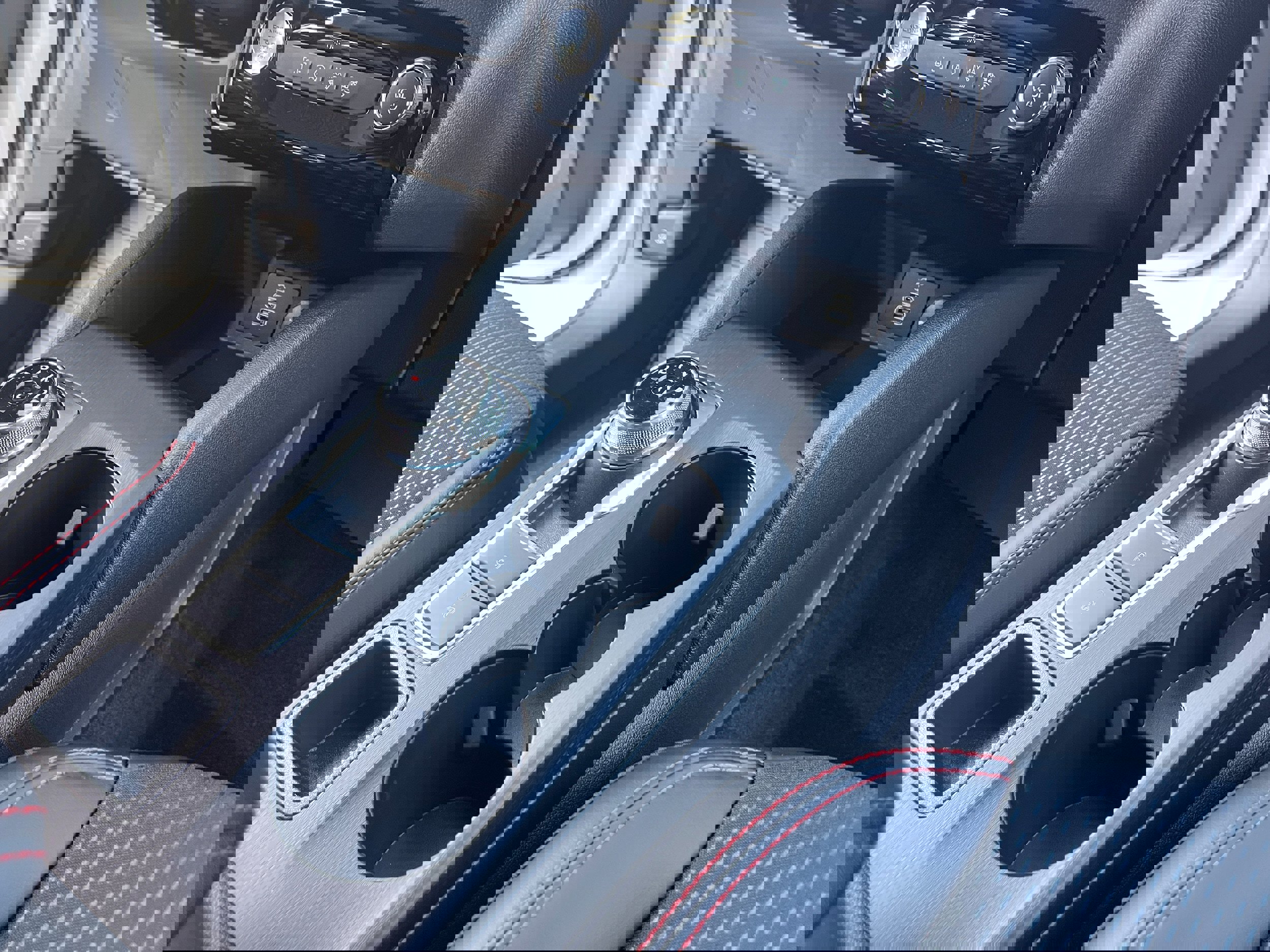 New 2026 Ford Escape ST-Line w/ Tech Pack #1 image 14