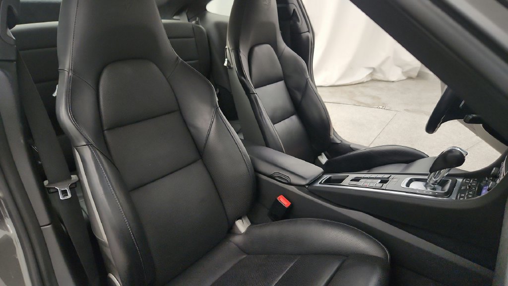 Used 2013 Porsche 911 Carrera 4S AWD/4WD image 39