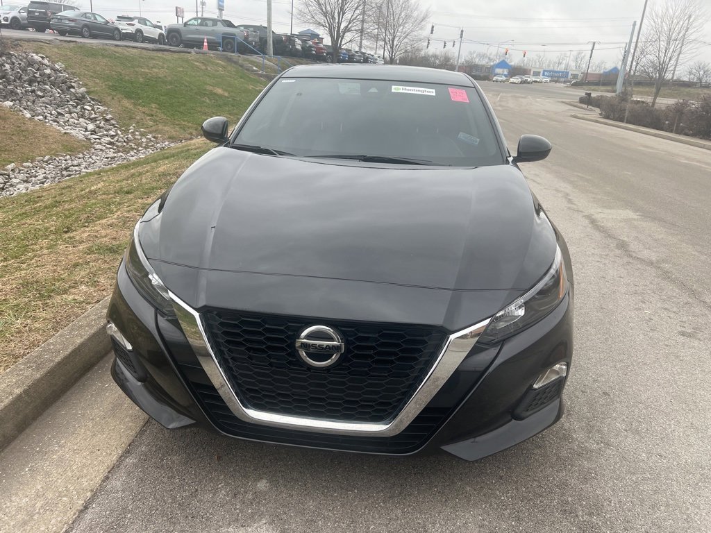 Used 2022 Nissan Altima 2.5 S image 2