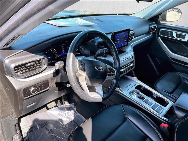 Used 2023 Ford Explorer XLT w/ Equipment Group 202A image 14