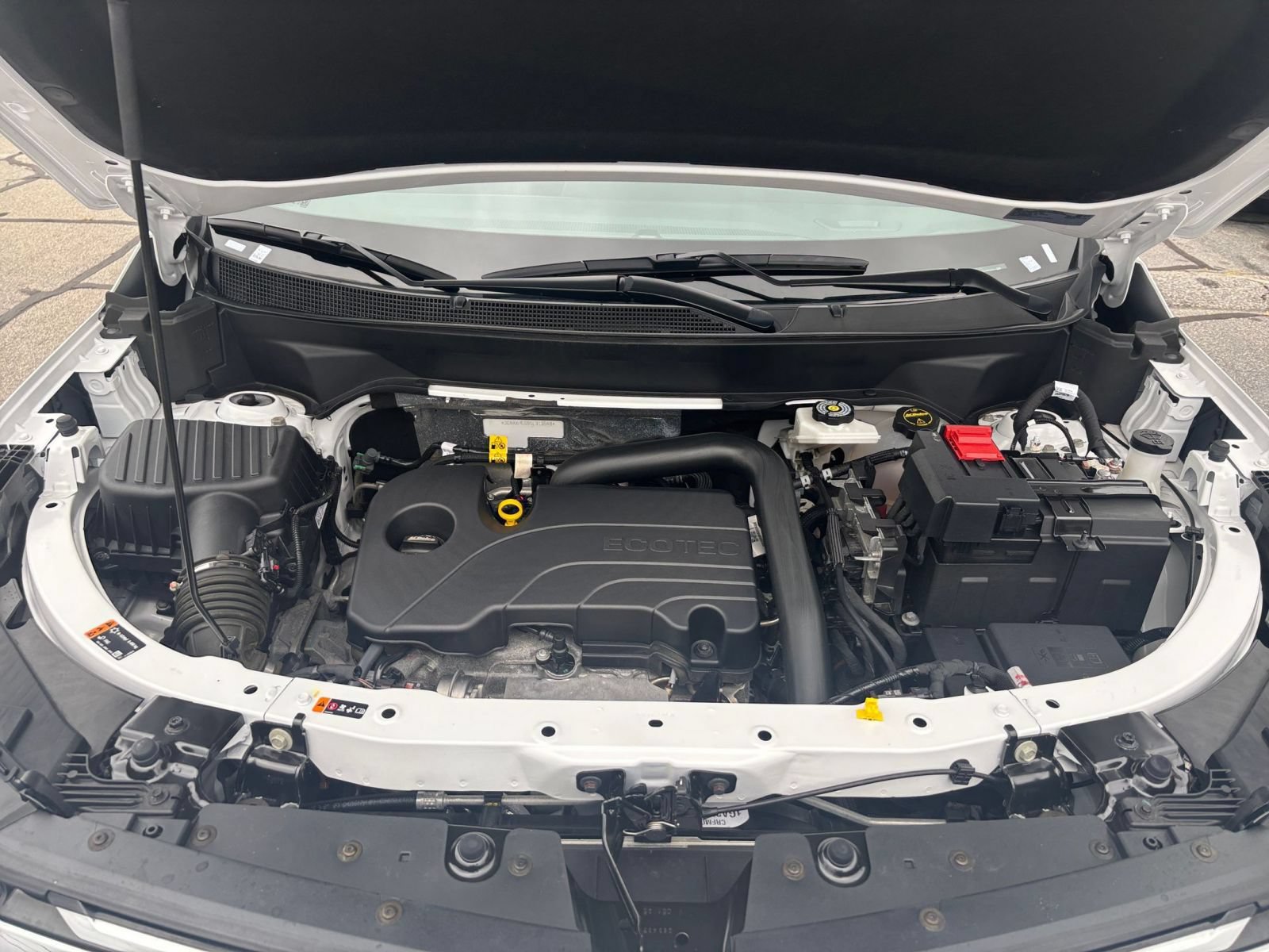 Used 2025 Chevrolet Equinox LT FWD image 32