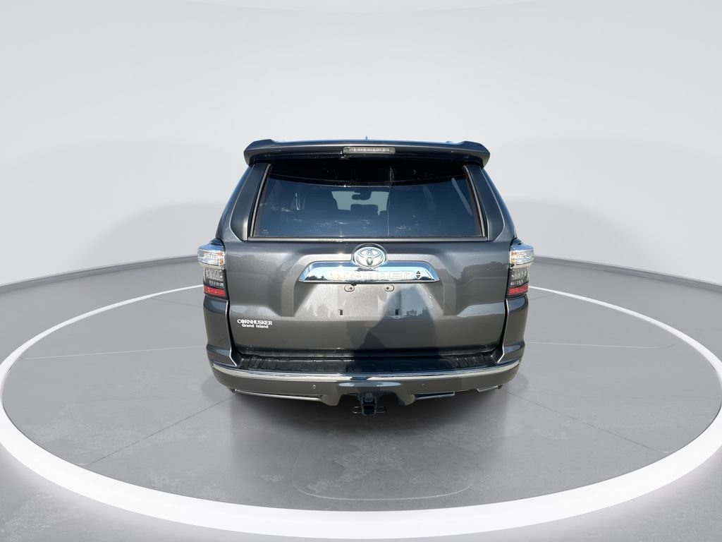 Used 2022 Toyota 4Runner Limited AWD/4WD image 7