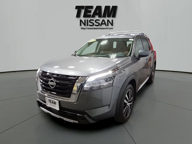 Certified 2023 Nissan Pathfinder Platinum AWD/4WD image 3