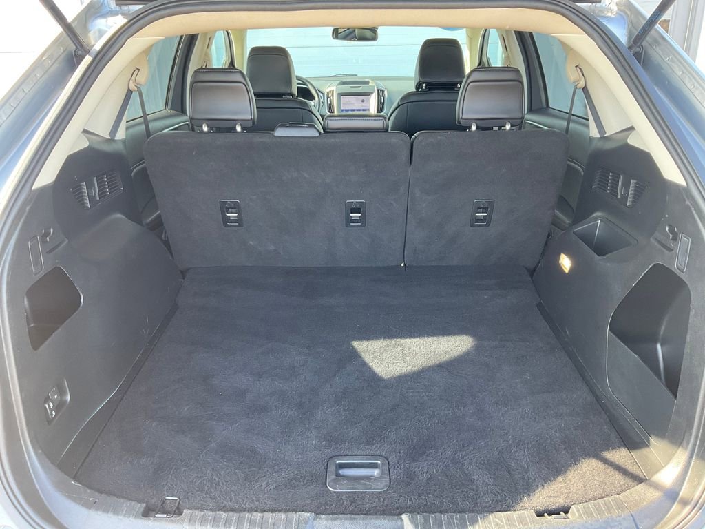 Used 2020 Ford Edge SEL AWD/4WD image 24