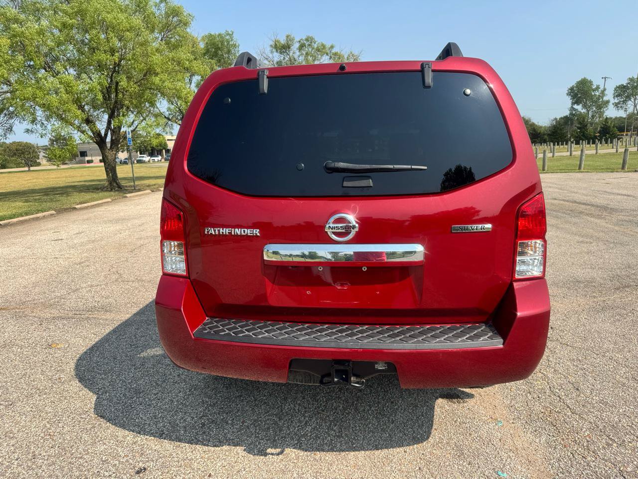 Used 2011 Nissan Pathfinder Silver AWD/4WD image 13