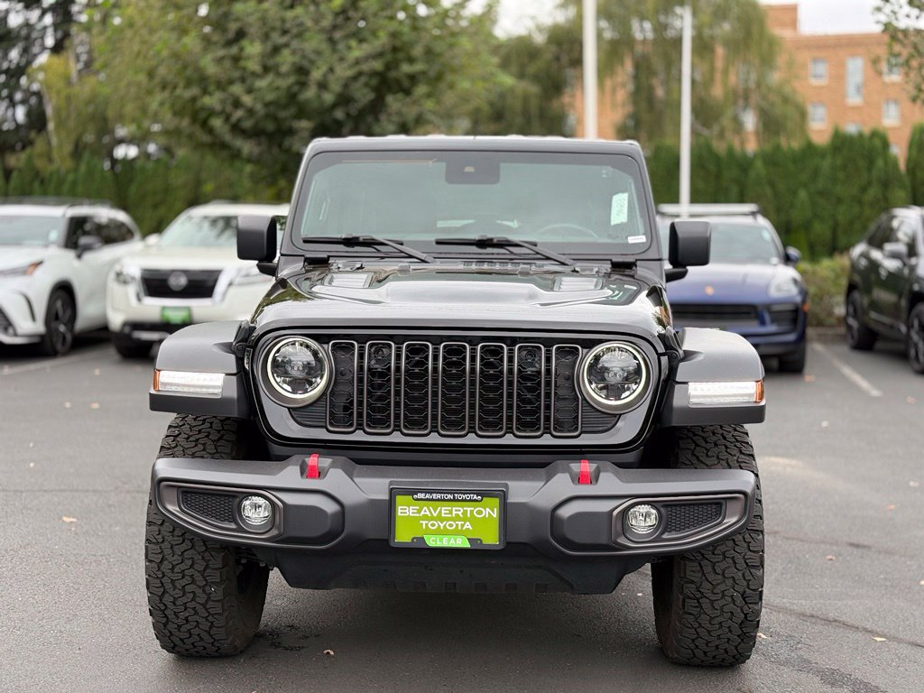Used 2024 Jeep Wrangler Unlimited Rubicon w/ Convenience Group AWD/4WD image 8