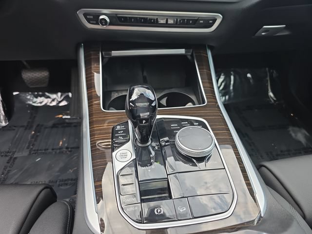 Used 2021 BMW X5 xDrive40i w/ Convenience Package AWD/4WD image 18