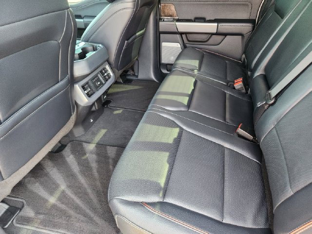 Used 2024 Ford F250 Lariat w/ Chrome Package AWD/4WD image 32