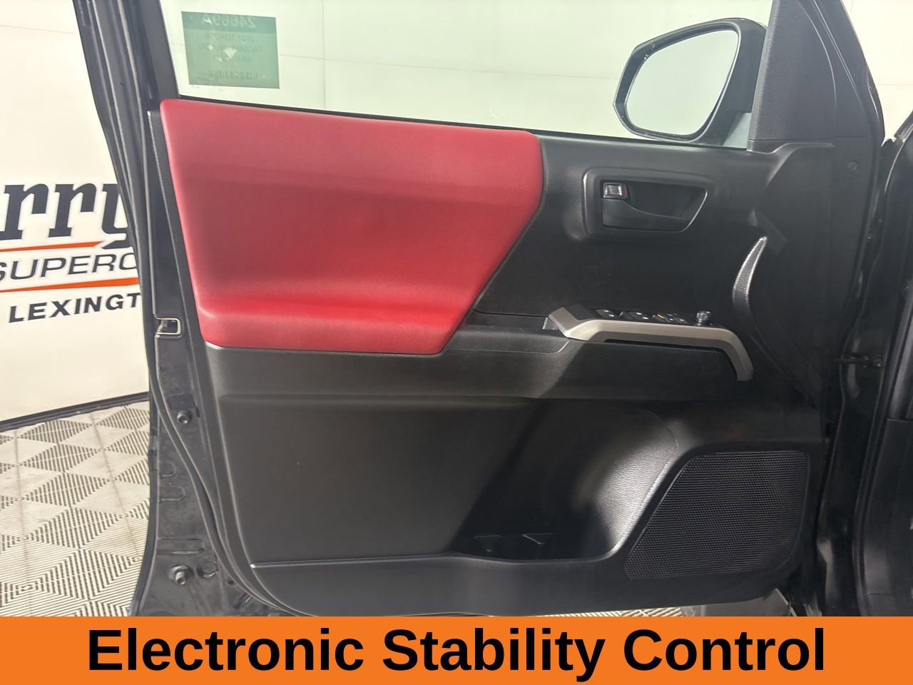 Used 2021 Toyota Tacoma SR5 image 8