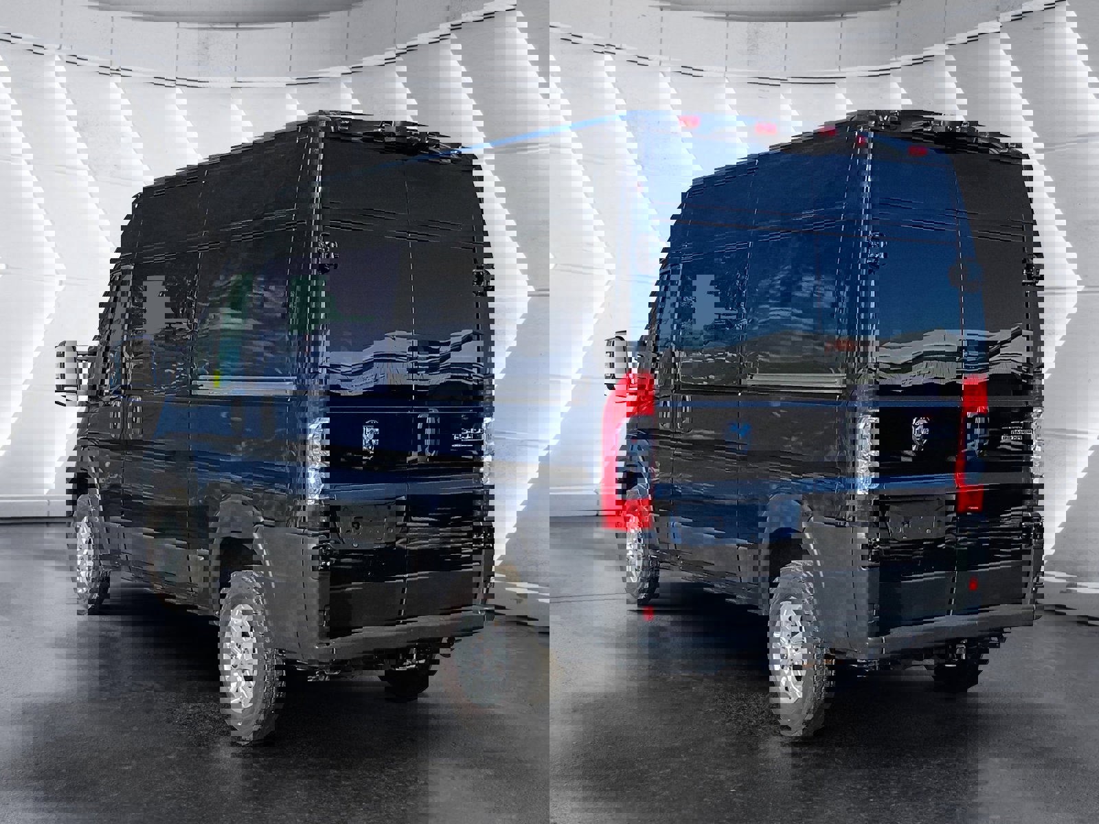 Used 2023 RAM ProMaster 1500 w/ LED Premium image 4