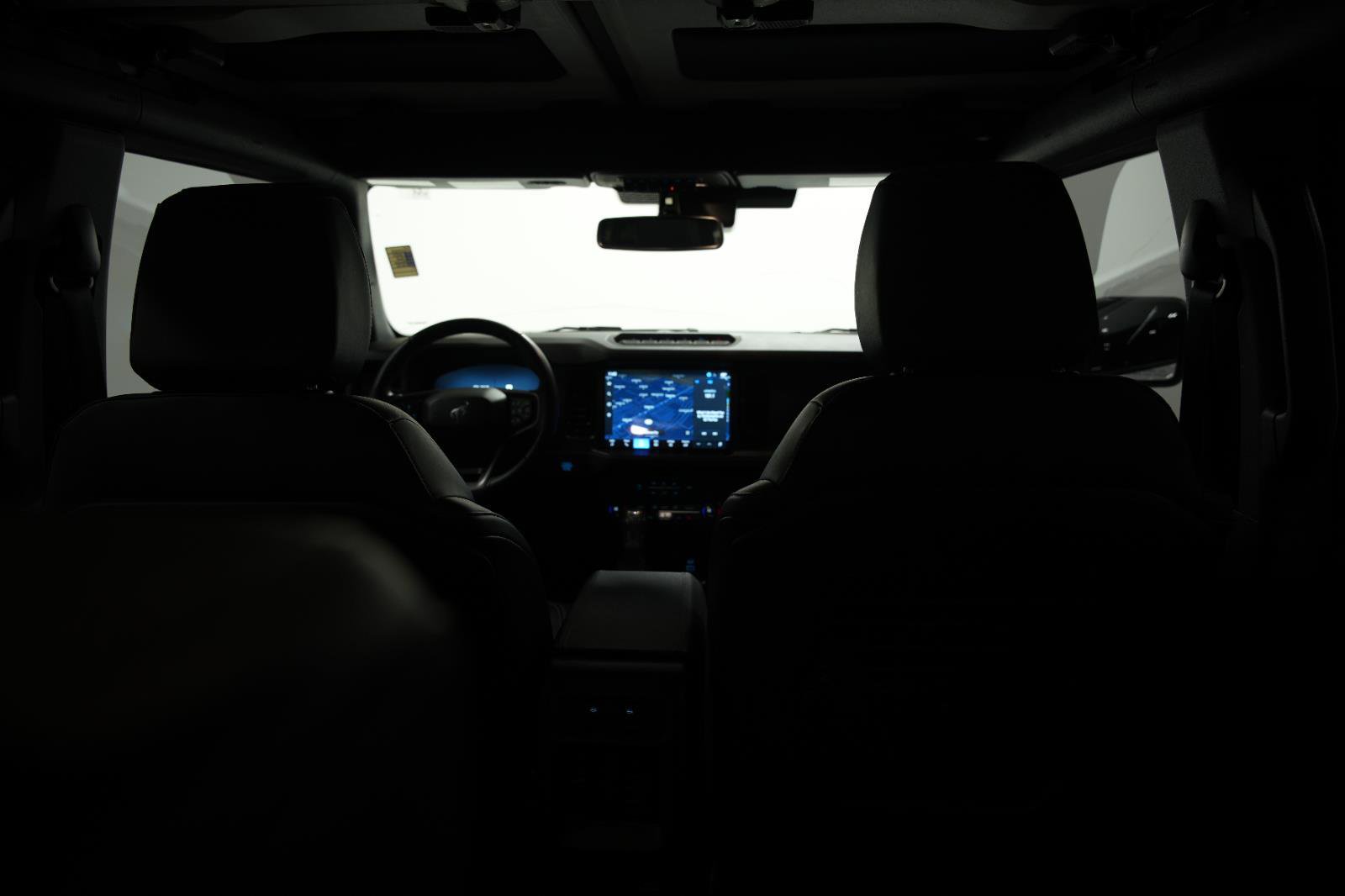 Used 2025 Ford Bronco Badlands image 15