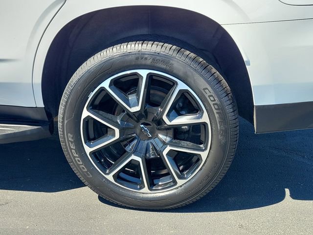 Certified 2021 Chevrolet Tahoe RST w/ Luxury Package AWD/4WD image 5