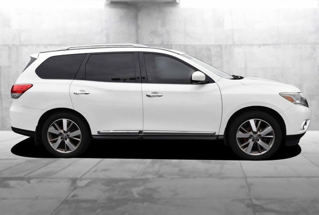 Used 2014 Nissan Pathfinder Platinum w/ Platinum Premium Package AWD/4WD image 5
