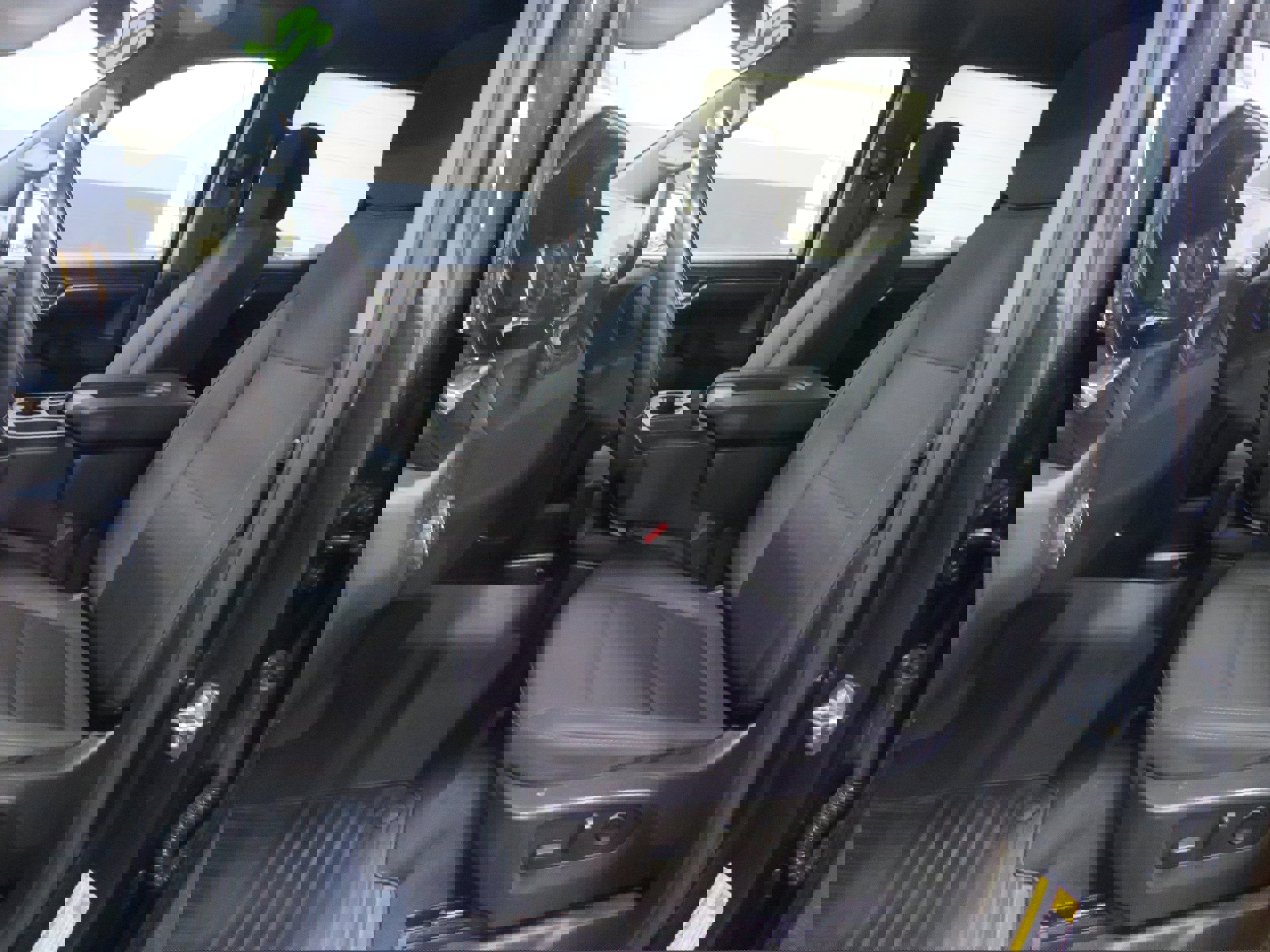 Used 2023 Chevrolet Silverado 1500 LT image 11