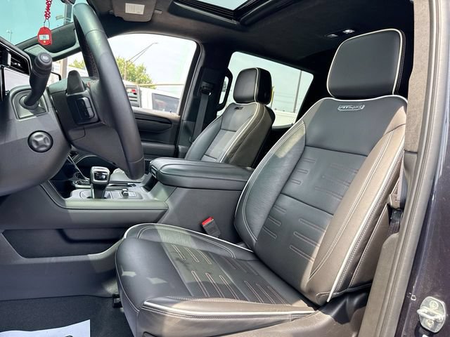 Used 2023 GMC Sierra 1500 AT4X AWD/4WD image 11